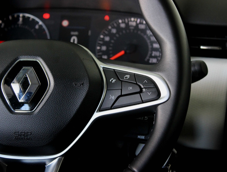 RENAULT CLIO 1.5 BLUE DCI EVOLUTION