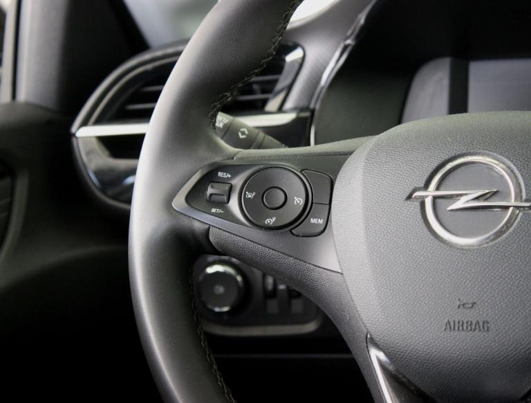 OPEL CORSA 1.5 D ELEGANCE