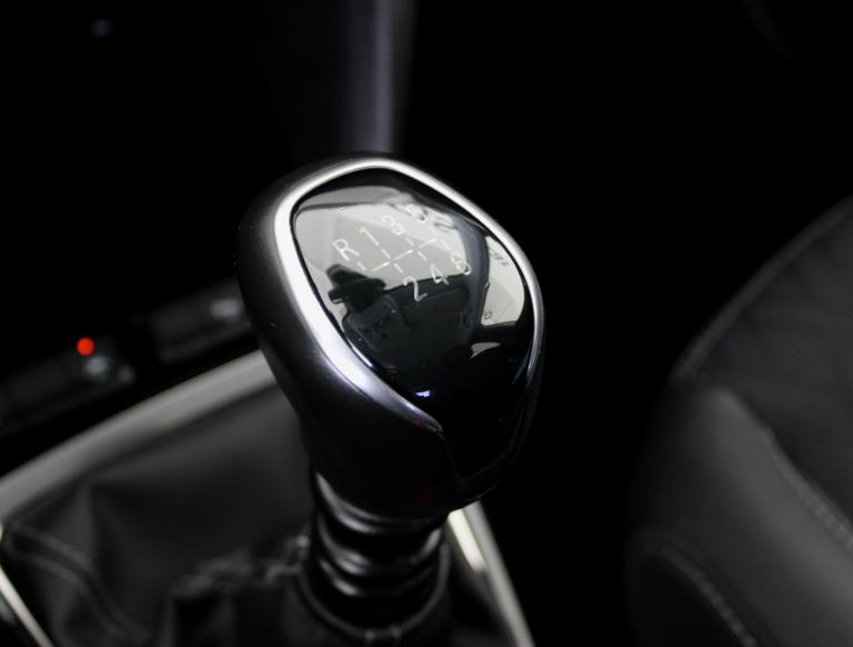 OPEL CORSA 1.5 D ELEGANCE