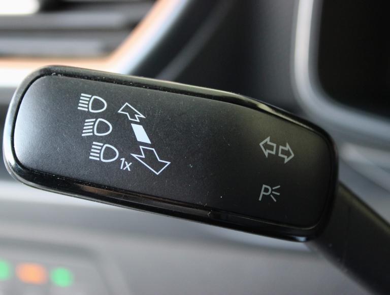 CUPRA LEON 1.5 e TSI MID DSG