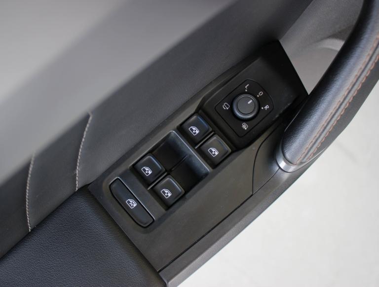 CUPRA LEON 1.5 e TSI MID DSG