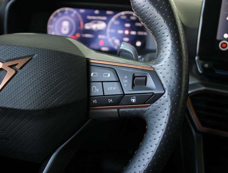 CUPRA LEON 1.5 e TSI MID DSG