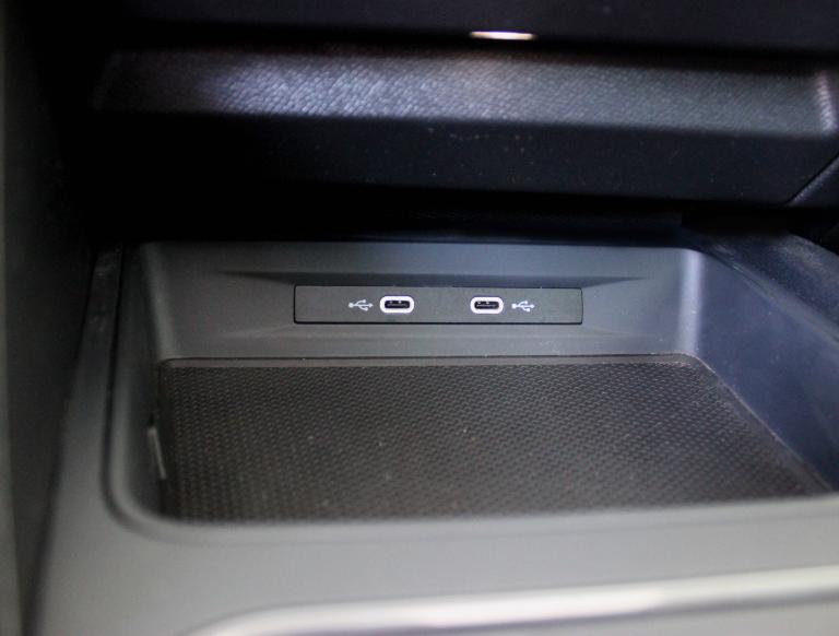 CUPRA LEON 1.5 e TSI MID DSG