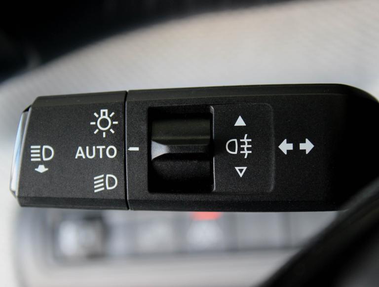 CITROEN E-C3 44 KWH PLUS