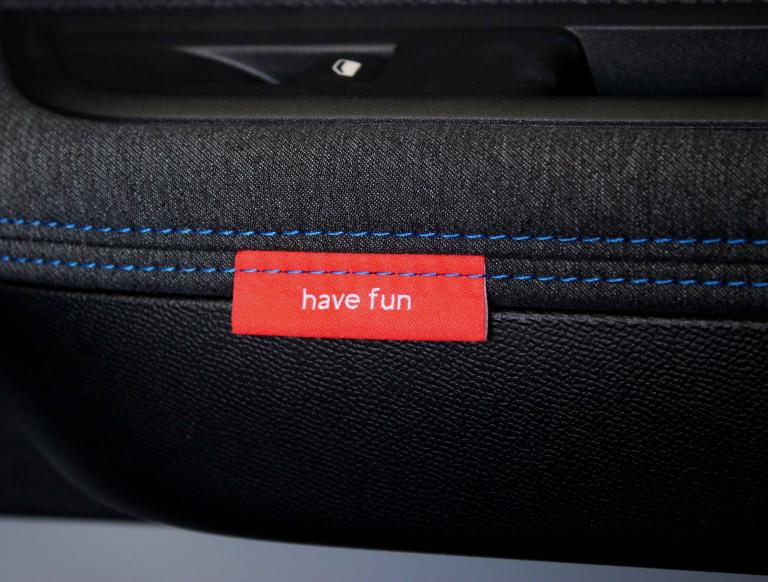 CITROEN E-C3 44 KWH PLUS